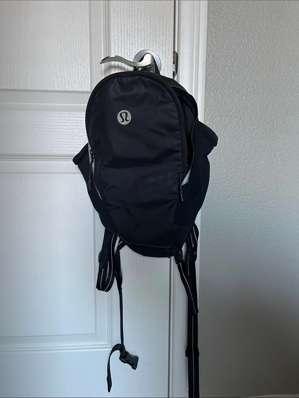 rains drawstring backpack Rucksack for Men and Women The rucksack has a Color:PINK MIST Vintage Tassel Pu Leather epos:womens_style_inspiration:Workwear
